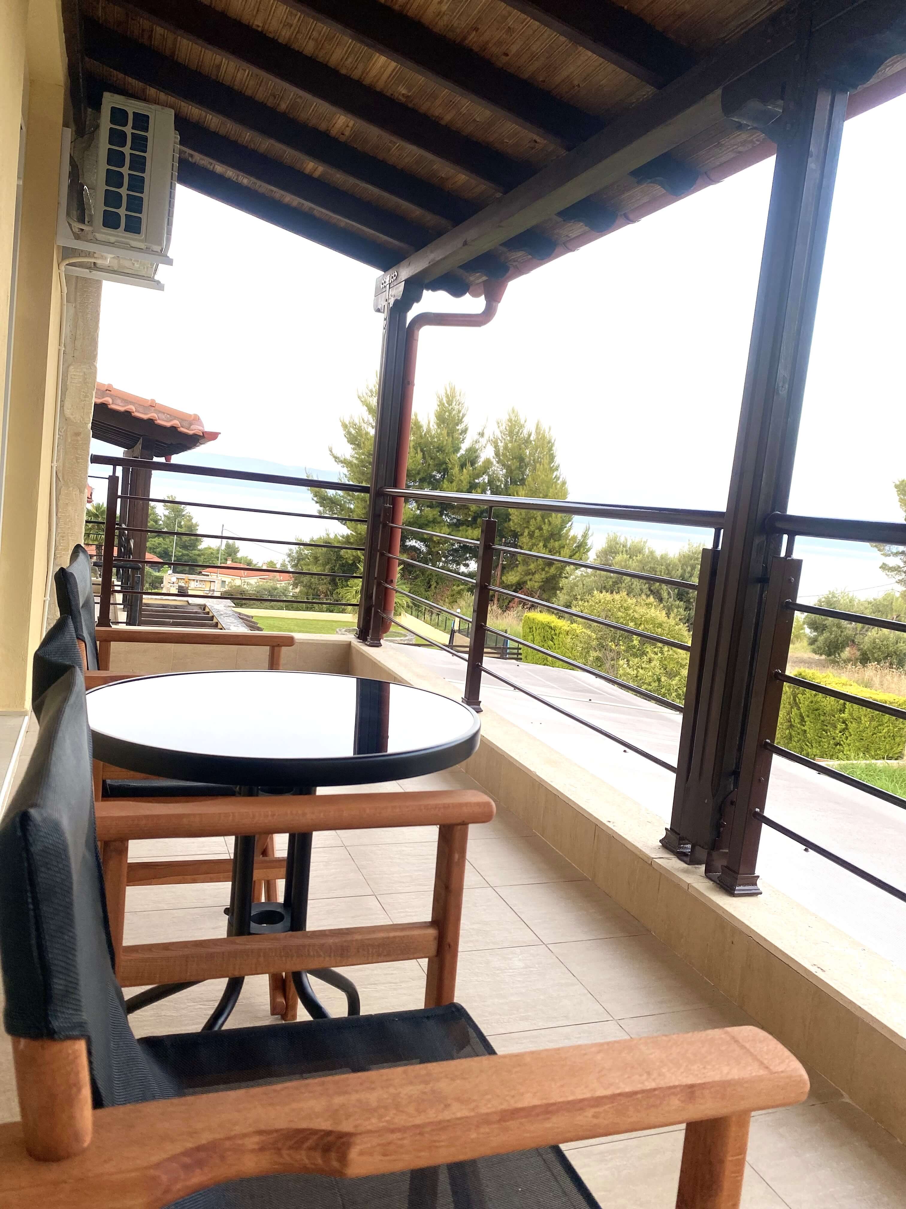 Balcony with sea view at Villa Beauty